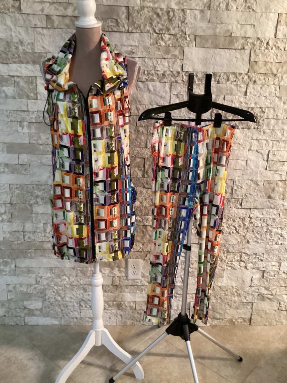 Kozan "Windows" Abstract Geometric 2-Piece Set - Vest (L) & Pants (M)